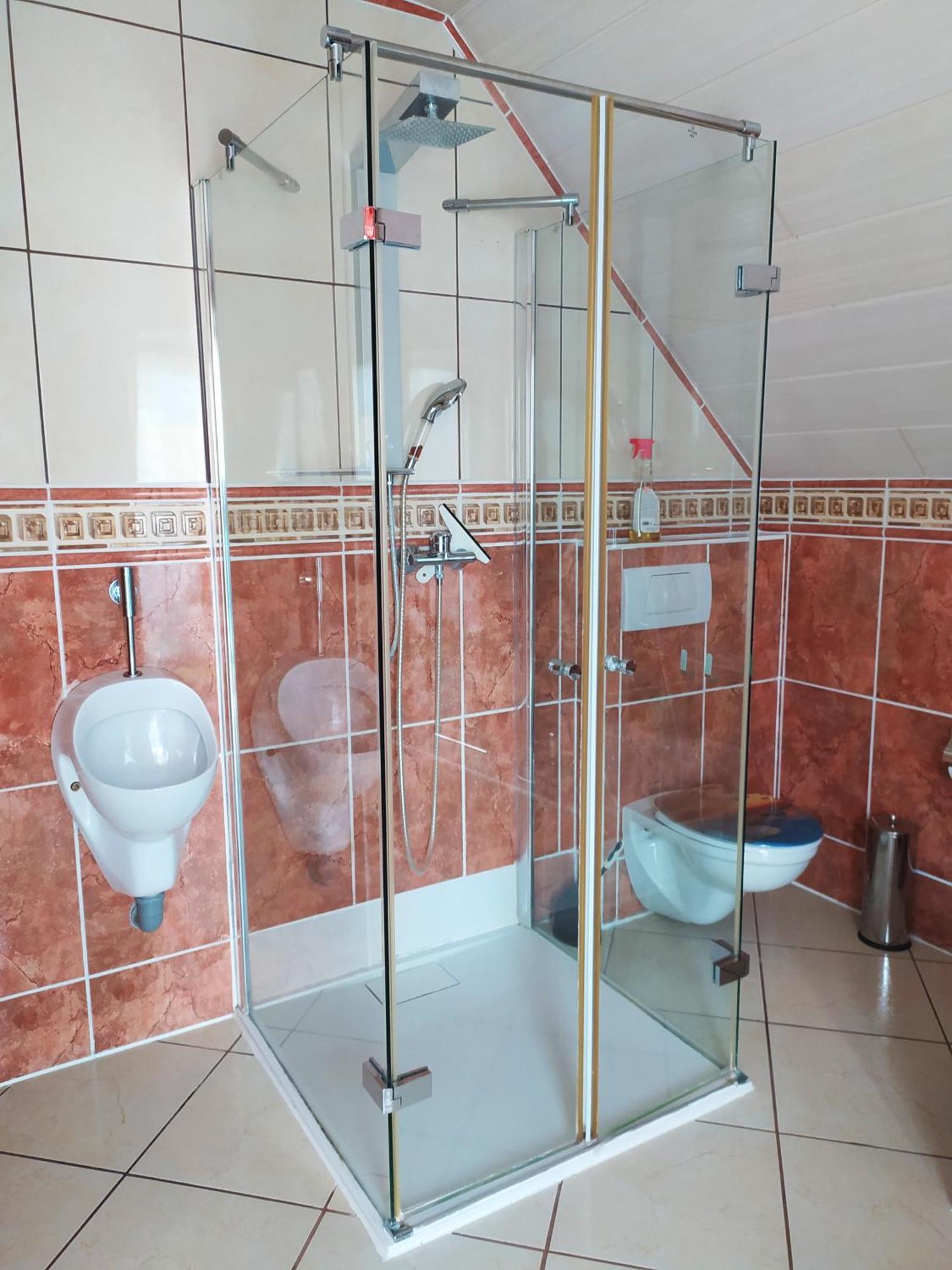 Apartment Auf Zwei Ebenen Leopoldshohe Екстериор снимка